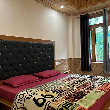 Pine View Kasol Apartment Exterior photo