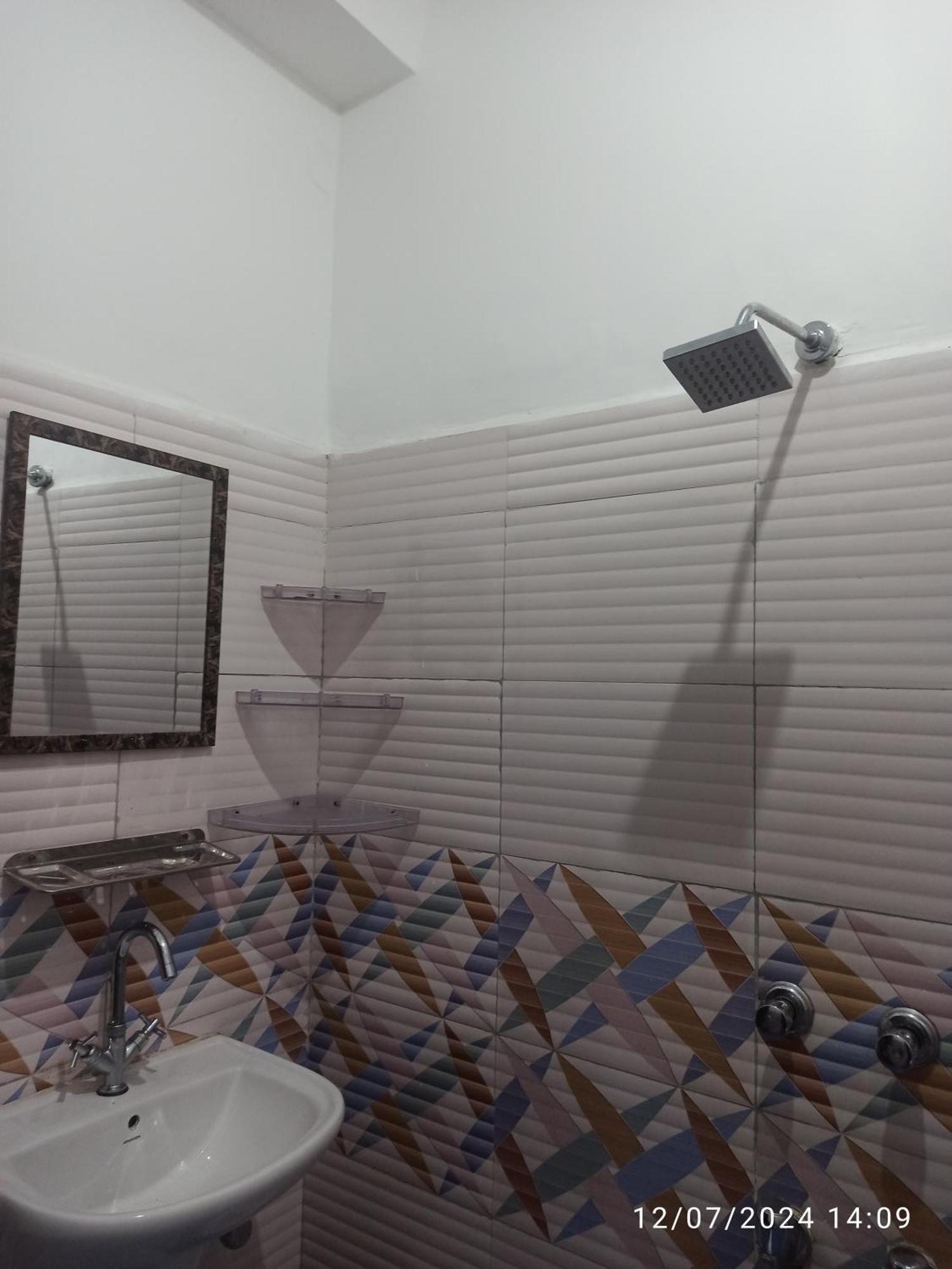 Homestay Pine View *